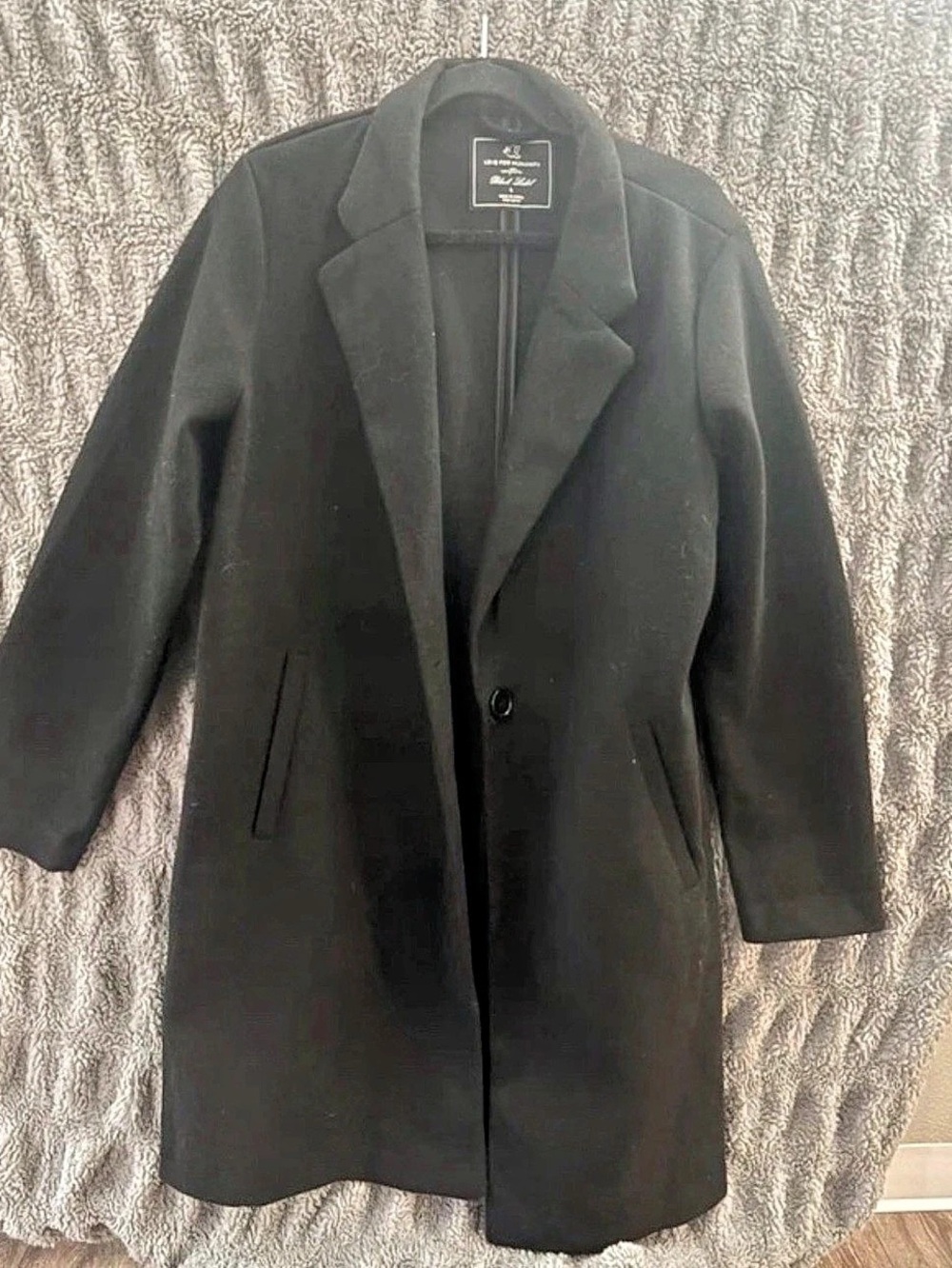 Love For Humanity Black Label Contour Black Polyester Coat Size Large Like New